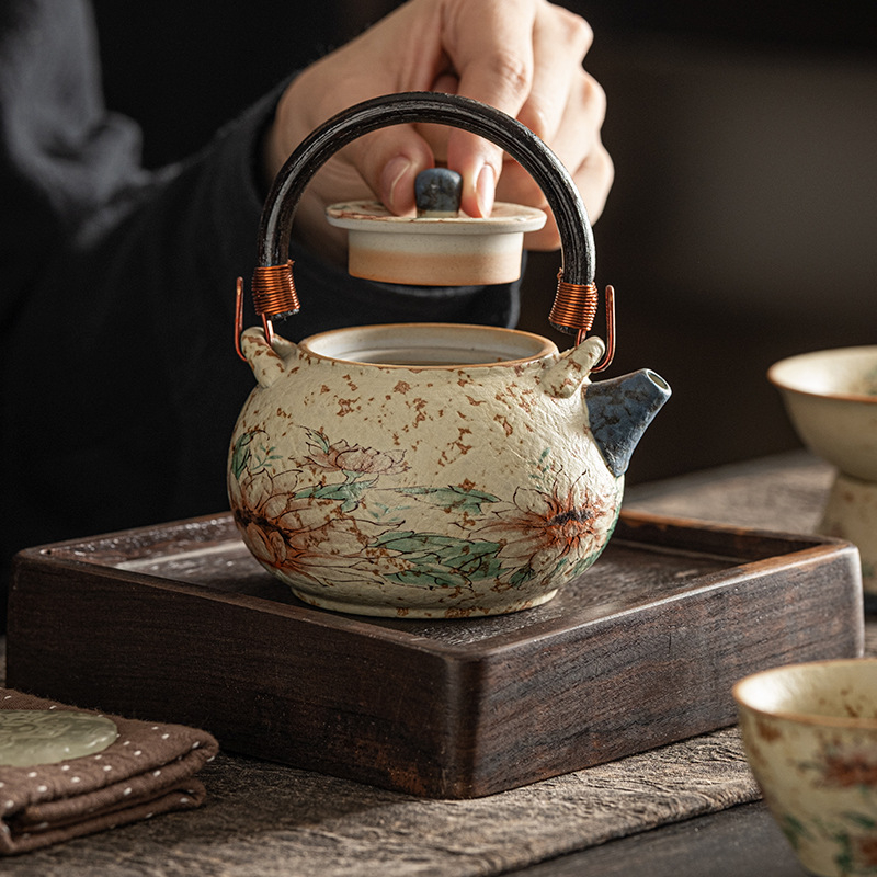 Set Gongfu Ceai din Porțelan Albastru-Alb cu Glazură Roșie – Ceainic ceramic cu mâner de ridicare și cești, pentru casă și birou, de lux