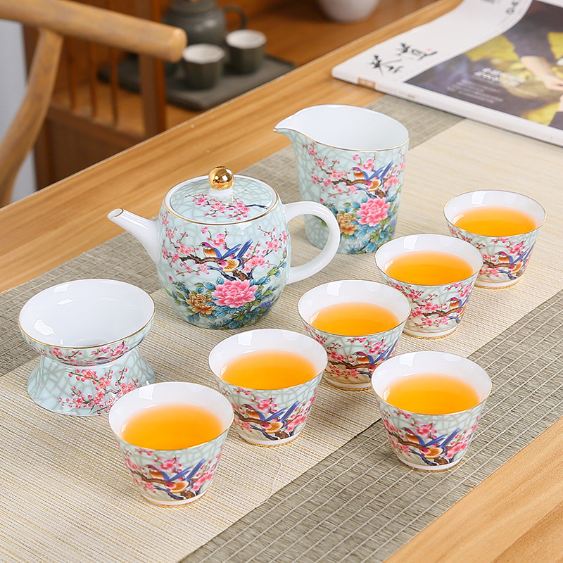 Set ceramic pentru ceai pentru acasă cu ceainic, bol cu capac, cești și infuzor, în cutie cadou