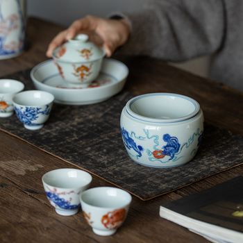 Accesoriu ceramic albastru-alb pentru ceremonia ceaiului – ceașcă de spălare a ceaiului