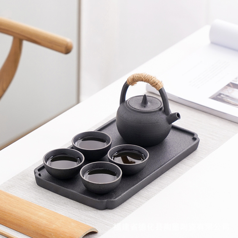 Set Gongfu de ceai din ceramică neagră – lux minimalist, 1 ceainic și 4 cești, cutie cadou cu posibilitatea de logo