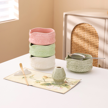 Vas ceramic pentru matcha cu gură de turnare, design cu flori de cireș, set de 100 pensule pentru matcha
