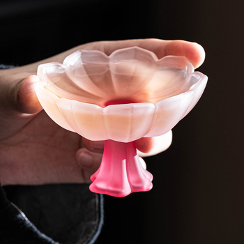 Ceai cu picior înalt, glazurat, cu ceașcă de aromă și pahare pentru vin de orez și soju – sticlă elegantă