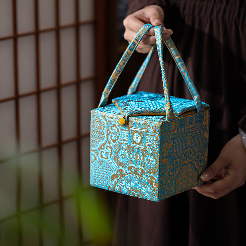 Set floral de ceai într-o geantă de pânză portabilă pentru călătorii — capac mare pentru ceainic, bol și ceașcă