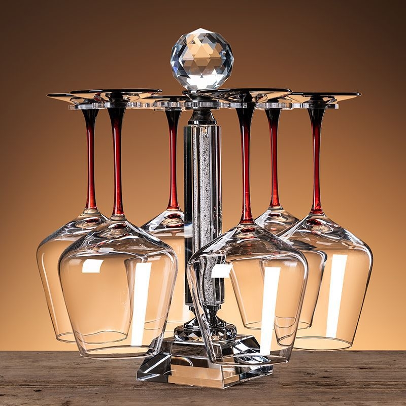 Set Burgundy din cristal fără plumb cu suport integrat: decantor și două pahare