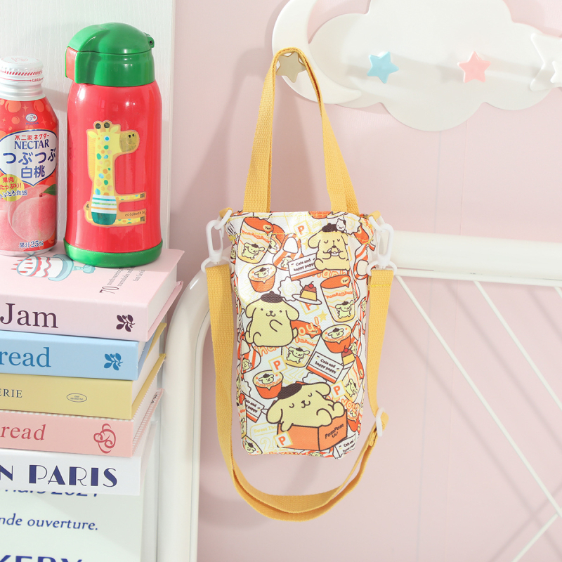 Desen animat japonez în stil japonez cu Kuromi monstru pește, geantă din pânză pentru sticla de apă, curea crossbody și mâner, utilizare duală pentru ieșiri