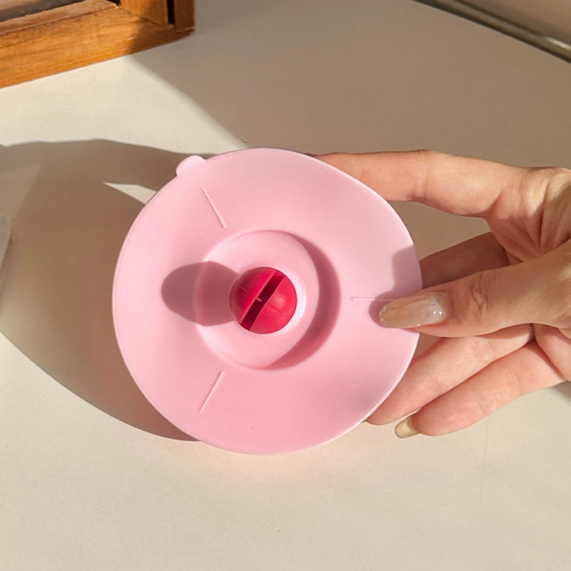 Capac din silicon universal pentru cești ceramice