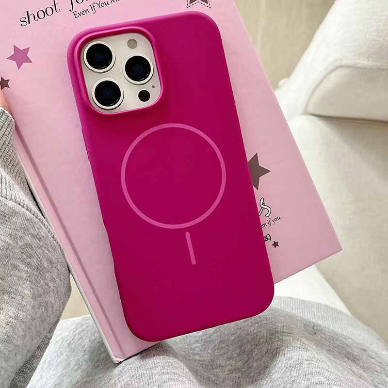 Magnetna futrola od tekućeg silikona za iPhone 16 Pro i iPhone 17 Air – mat završetak, žuta