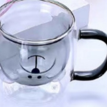 Pahar Bear din sticlă borosilicată cu mâner, pereți dubli, design desen animat, cu pai