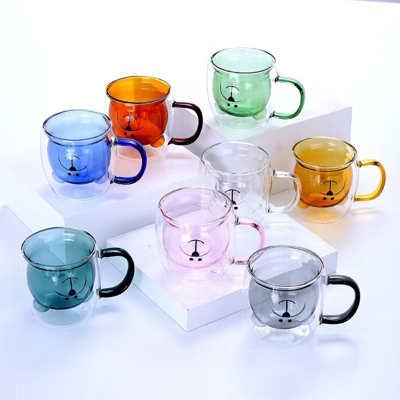 Pahar Bear din sticlă borosilicată cu mâner, pereți dubli, design desen animat, cu pai
