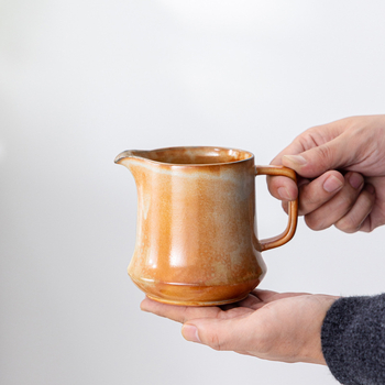 Set ceramic pentru cafea prin turnare manuală, cu ibric ceramic, filtru și pâlnie