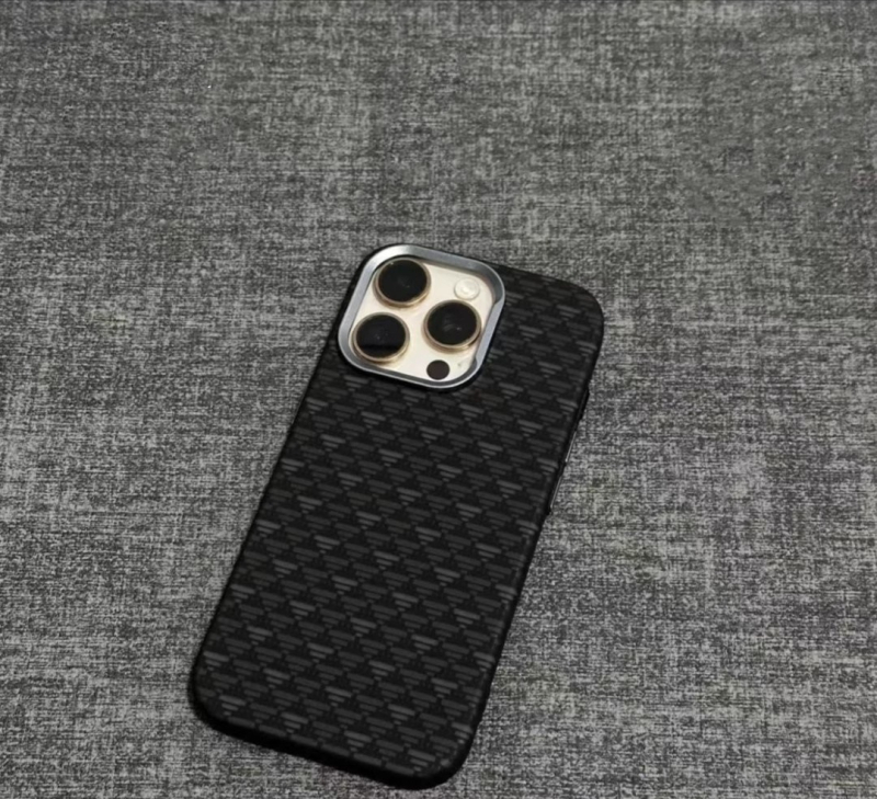 Θήκη με υφή Kevlar για iPhone 16 Pro Max με μεταλλική προστασία φακών