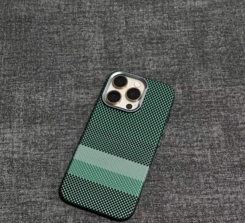 Θήκη με υφή Kevlar για iPhone 16 Pro Max με μεταλλική προστασία φακών