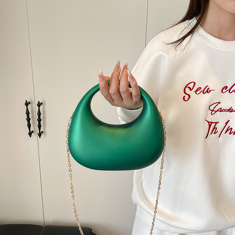 Ženska torbica s lancem, dumpling-stil, mala, akril, ljeto 2025, casual crossbody