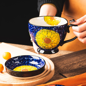 Set de boluri și farfurii ceramice în stil boem etnic, cu motive florale, pictat manual, sub glazură, pentru uz casnic; include boluri mari pentru supă și linguri