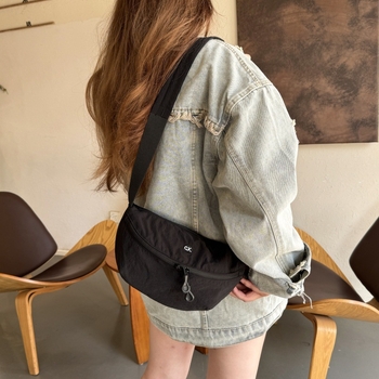 Japanski stil ultra lagana crossbody torba od Oxford platna, unisex, svestrana torba za rame, nylon, lagana i praktična