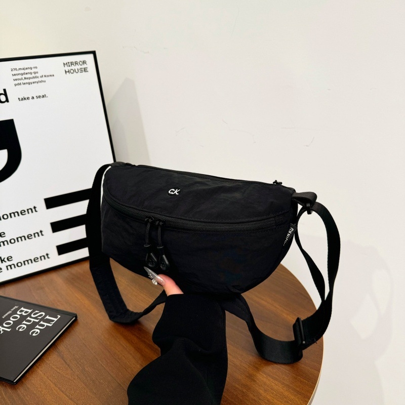 Japanski stil ultra lagana crossbody torba od Oxford platna, unisex, svestrana torba za rame, nylon, lagana i praktična
