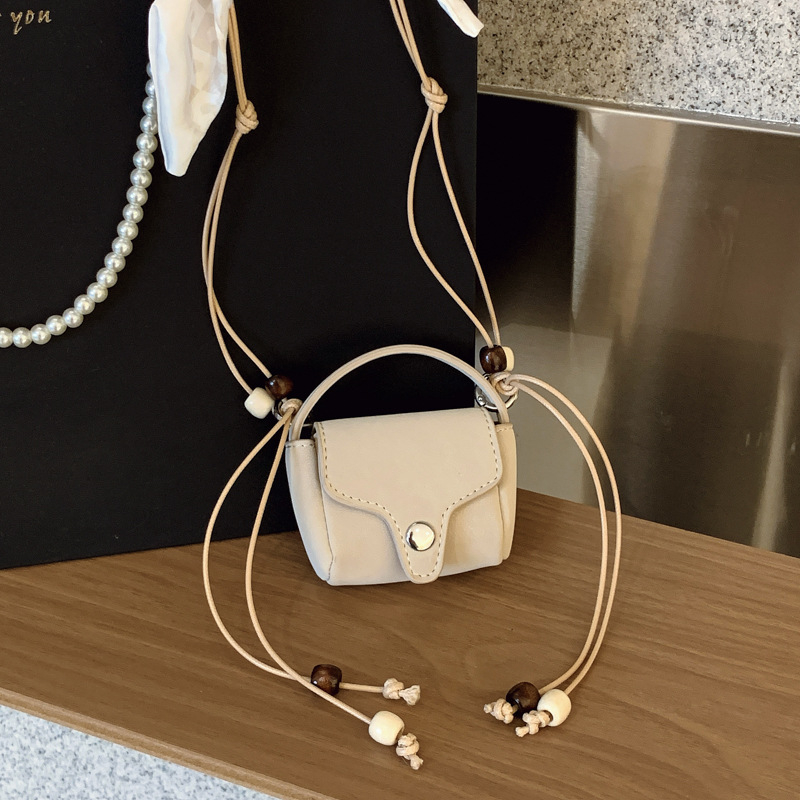 Premijerna velur mini sedlasta torbica s šalom od svile i perlicama, crossbody torba, torbica za slušalice, uska torbica za vrat