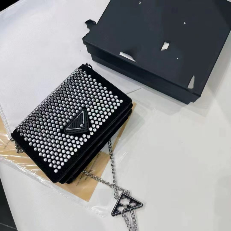 Nova mini kvadratna torbica s dijamantima, crossbody torba za ruž i ključeve, moderna blistava dijamantna torba