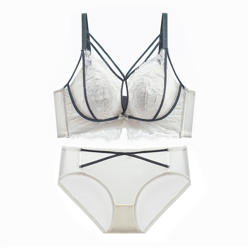Sutien u japanskog stila s čipkom bez žica, push-up za mali bust, bočna potpora