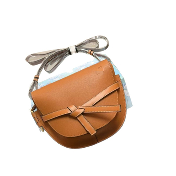 2025 nova lagana retro torbica od prave kože za žene, preko ramena (crossbody)