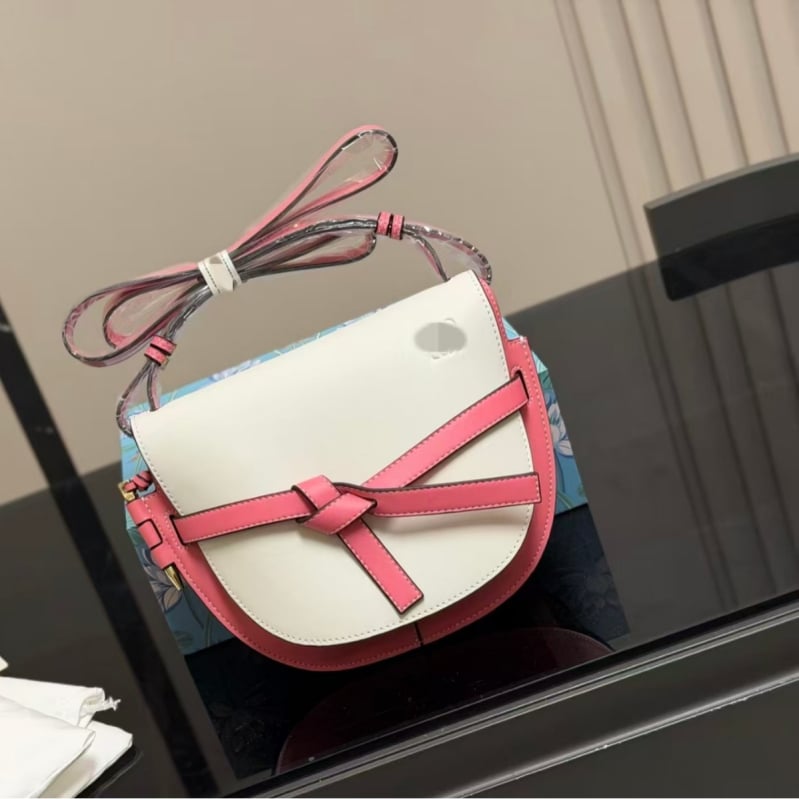 2025 nova lagana retro torbica od prave kože za žene, preko ramena (crossbody)
