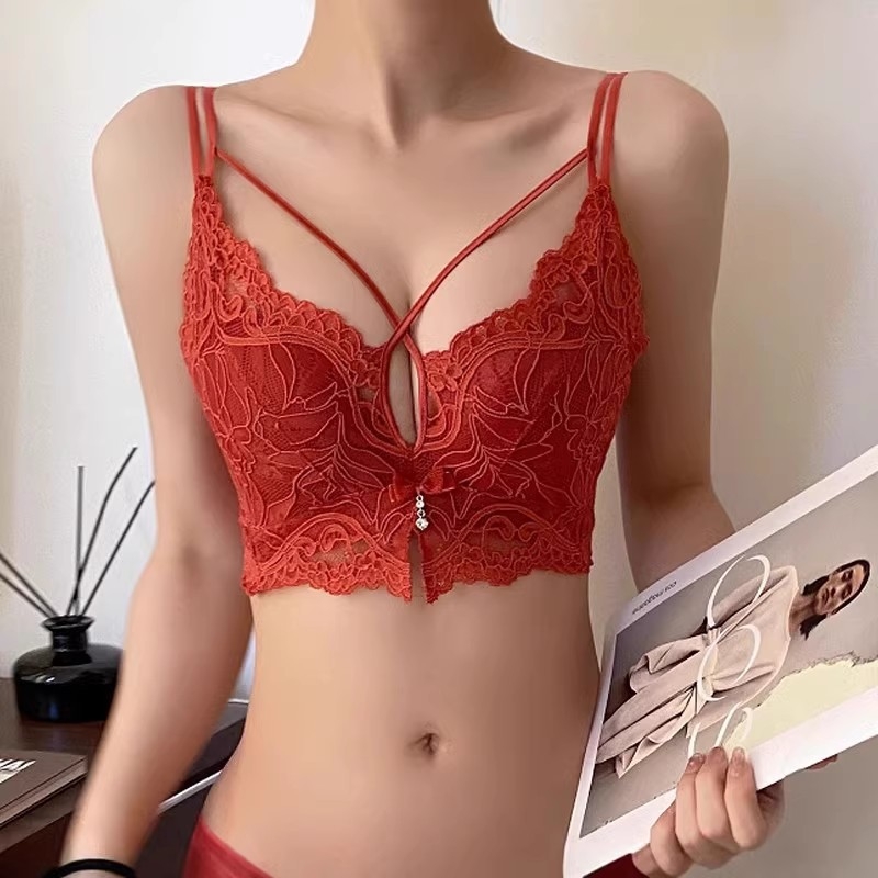 Set čipkastog push-up grudnjaka za male grudi, s izvezenom čipkom