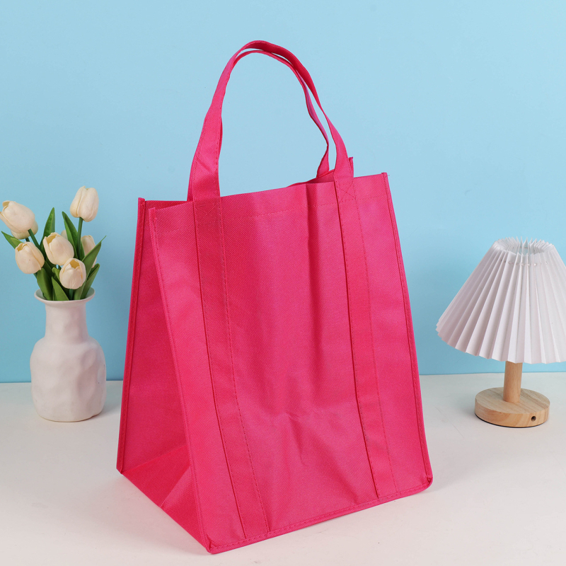 Geantă tote din material nețesut, personalizată, cu fund întărit și logo imprimat