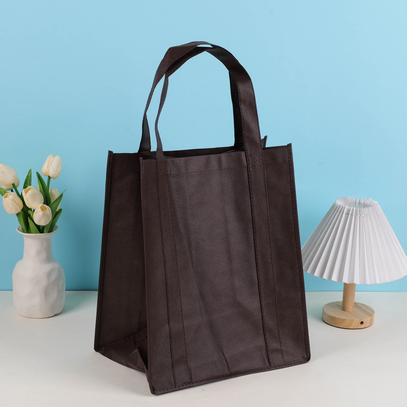 Geantă tote din material nețesut, personalizată, cu fund întărit și logo imprimat