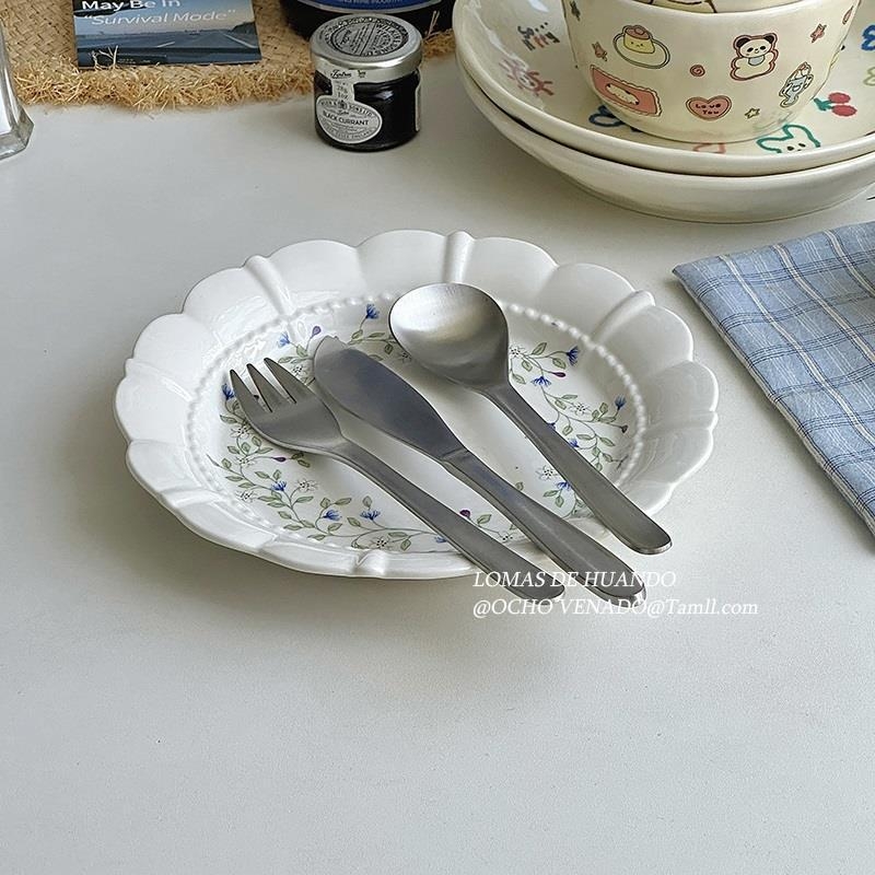 SET tacâmuri din oțel inoxidabil 304, finisaj mat, stil INS: cuțit, furculiță, linguri, lingură de cafea, lingură de desert, lingură de fructe și furculiță de tort