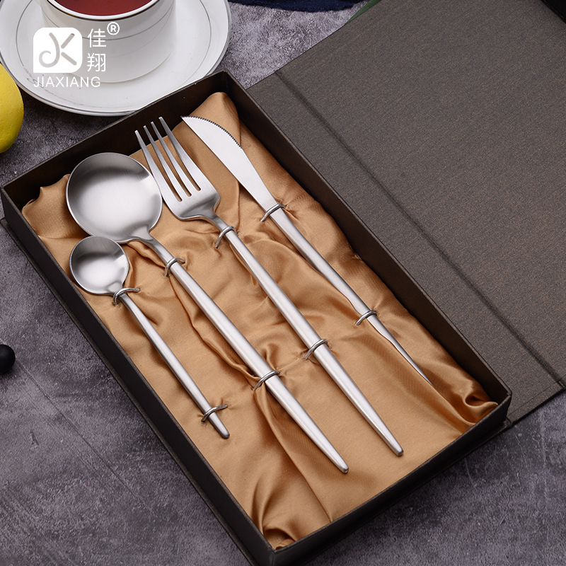 Set de tacâmuri din oțel inoxidabil, construcție monobloc, stil occidental: cuțit, furculiță, lingură, cuțit pentru friptură, furculiță de salată, lingură de salată