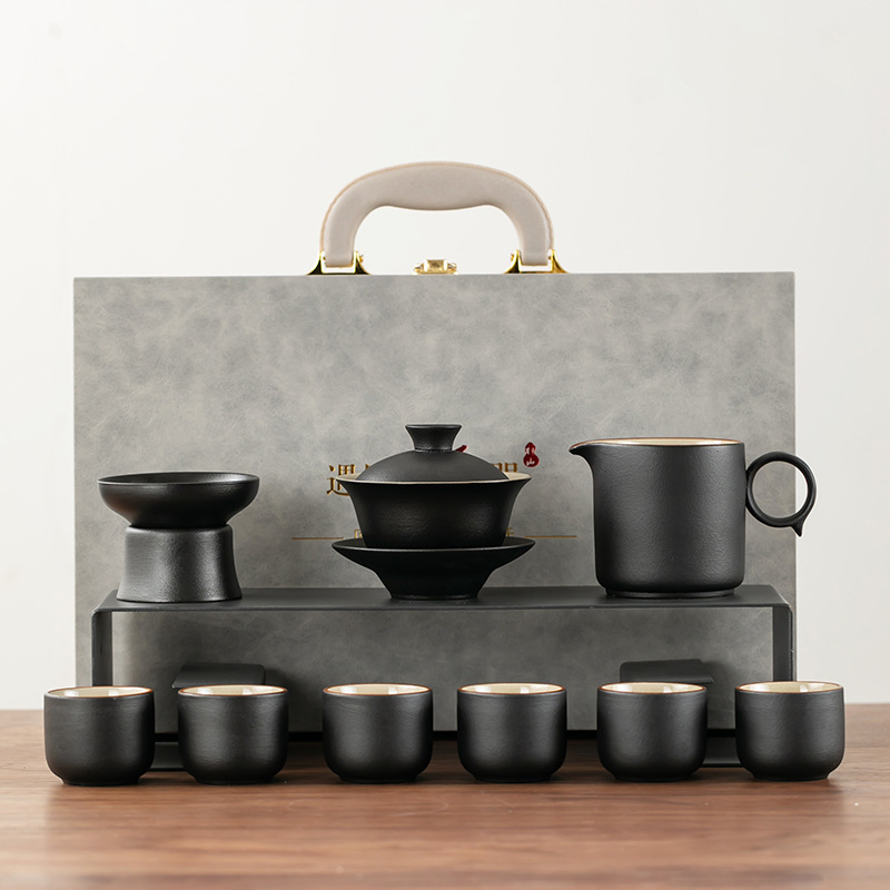 Set de ceai în stil japonez, ceramică, într-o cutie cadou elegantă, ceainic și cești pentru uz casnic și întâmpinarea oaspeților.