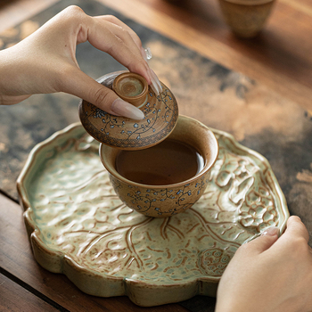 Set de ceai ceramic pentru călătorii, cu ceainic și trei cești – minimalist, portabil pentru exterior, model albastru și alb cu lotus