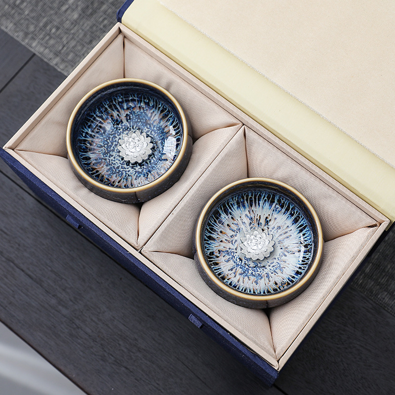Set de ceai Dunhuang Lotus Jianzhan cu pereche de cești Tianmu, cești argintii — cutie cadou