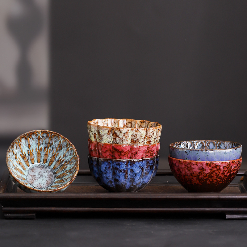 Set cadou Gongfu ceai cu glazură în nouă culori, cești ceramice conice pentru degustare și ceașcă maestrului
