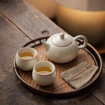Ruyao porcelán teáskészlet, bézs XiShi stílusú teáskanna, kis méretű teáskanna otthoni teafőzéshez