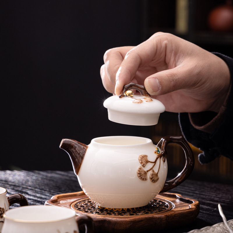 Ceainic din porțelan Ice Jade cu mâner lateral, Ceainic cu motiv Plum Blossom, Ceainic al satisfacției, Set ceramic de ceai cu 1 ceainic și 2 cești, Li Huiyi