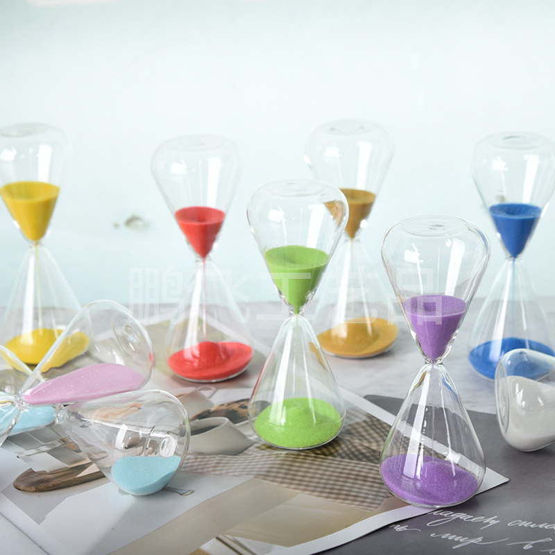Clepsidră din sticlă colorată – decor de birou, cadou creativ, în dimensiuni diferite