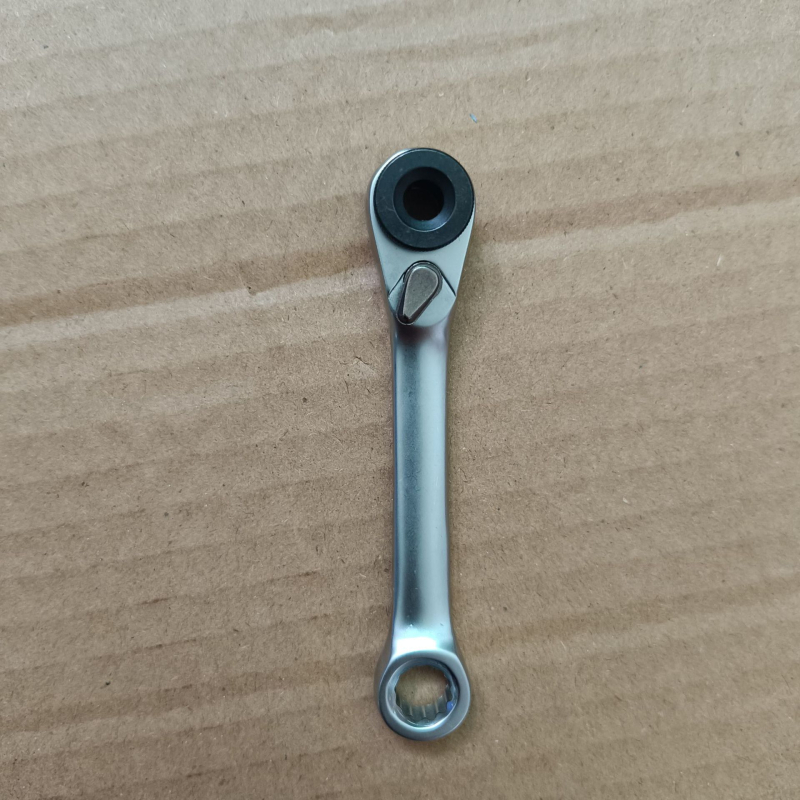 Cheie mini ratchet cu 72 dinți, pentru spații înguste, cu bituri pentru șurubelniță, 1/4 inch drive, înainte și înapoi