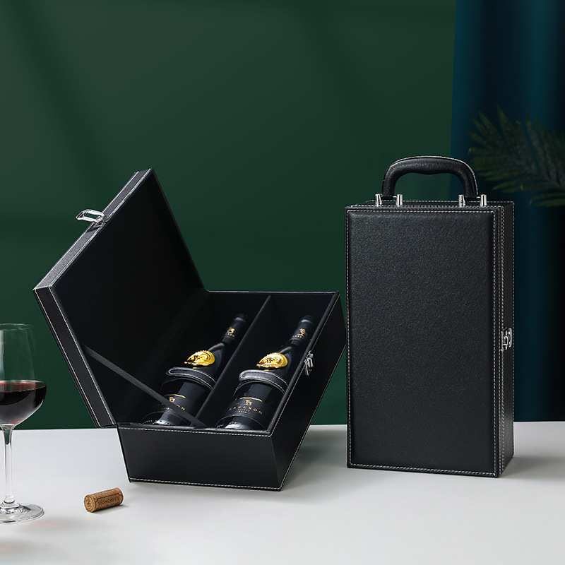 Cutie cadou din piele pentru două sticle de vin roșu, ambalaj negru