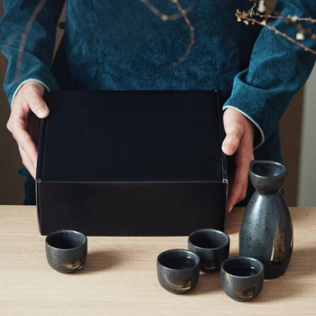 Set japonez din porțelan pentru sake cu sticlă, veselă ceramică vintage pentru masă, decanter, pahare de vin, cești de ceai și vaze