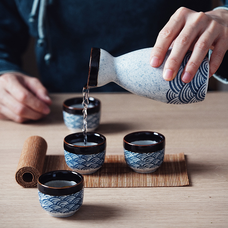 Set japonez din porțelan pentru sake cu sticlă, veselă ceramică vintage pentru masă, decanter, pahare de vin, cești de ceai și vaze