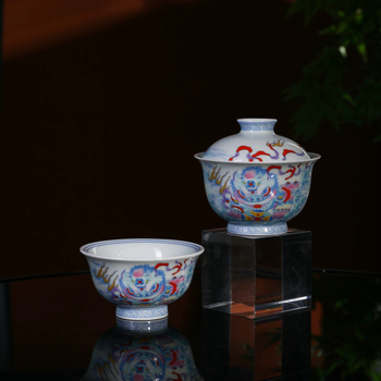 Set ceai Jingdezhen din porțelan Doucai cu leu, cu capac și ceainic, design manual cu motiv leu rostogolitor