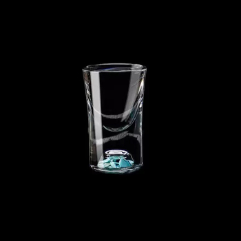 Pahar de cristal pentru băuturi spirtoase cu foiță de aur, stil chinezesc, cu mâner, dozator de porții, capacitate 1–100 ml