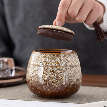 Canistră ceramică pentru ceai în cutie cadou din lemn, suprafață pictată manual cu flori și păsări, stil retro; potrivit Jin Jun Mei, ceai negru, ceai verde și Pu’er