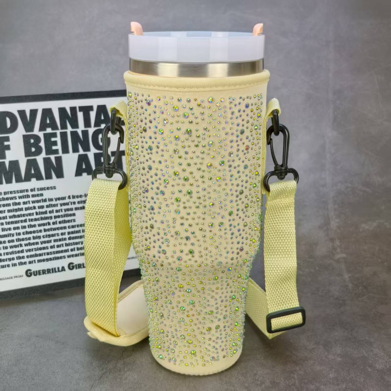 Husă diamantată pentru sticla de apă de 40 oz, cu izolație, curea reglabilă pentru mașină și geantă crossbody