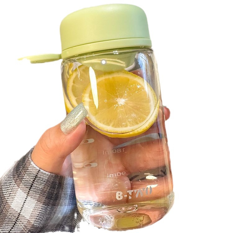 Ins pahar din plastic, rezistent la temperaturi înalte, rezistent la căderi, portabil, cu strecurător de ceai, design simplu și proaspăt pentru elevi