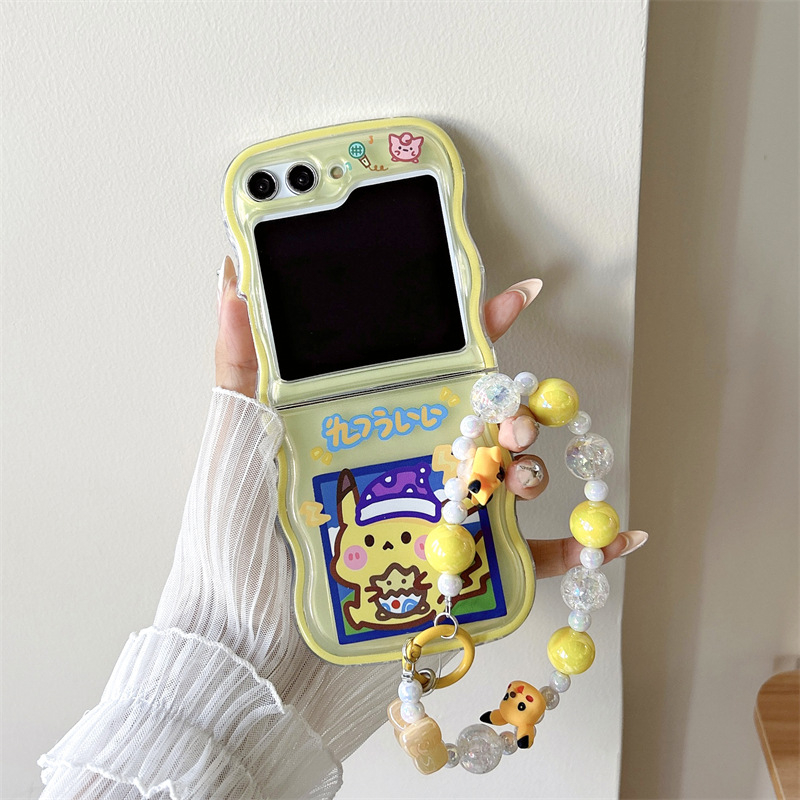 TPU maska s valovitim uzorkom i anime motivom za Samsung Galaxy Z Flip5/4/3