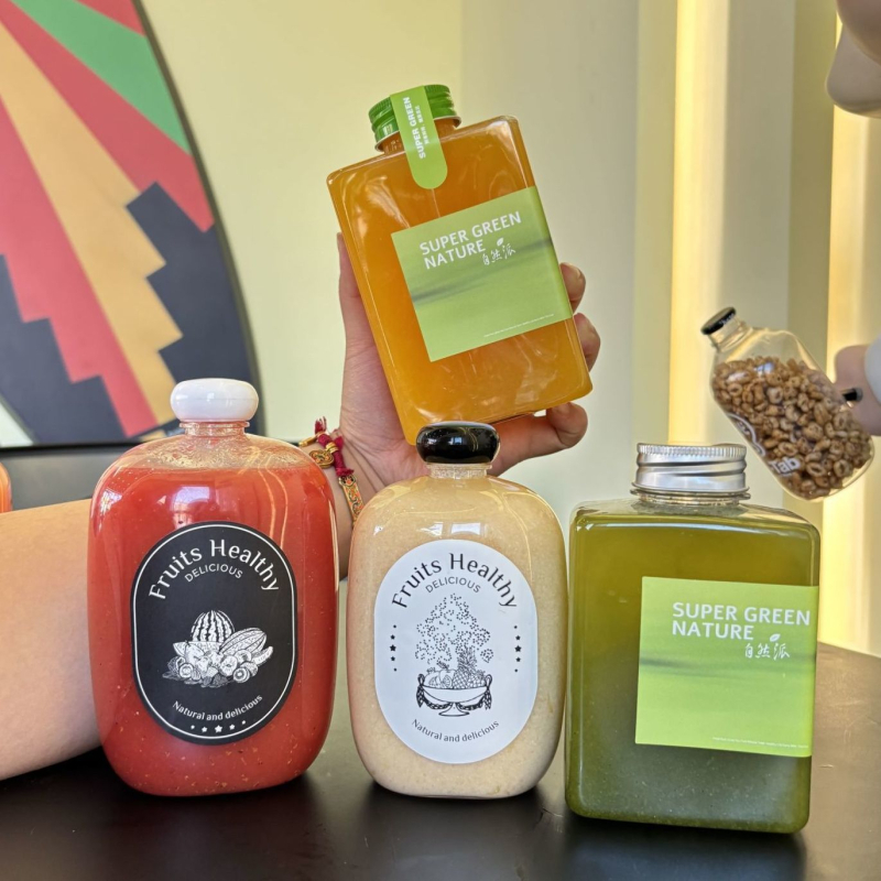 Sticlă de suc stil influencer, din plastic Tritan verde, cu capac cu orificiu și pai