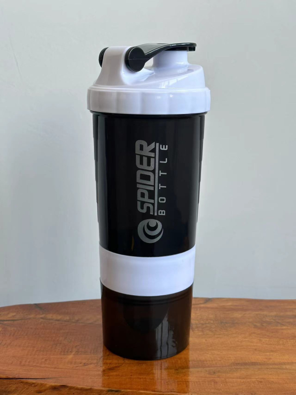 Shaker cu trei straturi pentru pudră proteică – recipient din plastic, rezistent la căldură, cu capac de amestecare