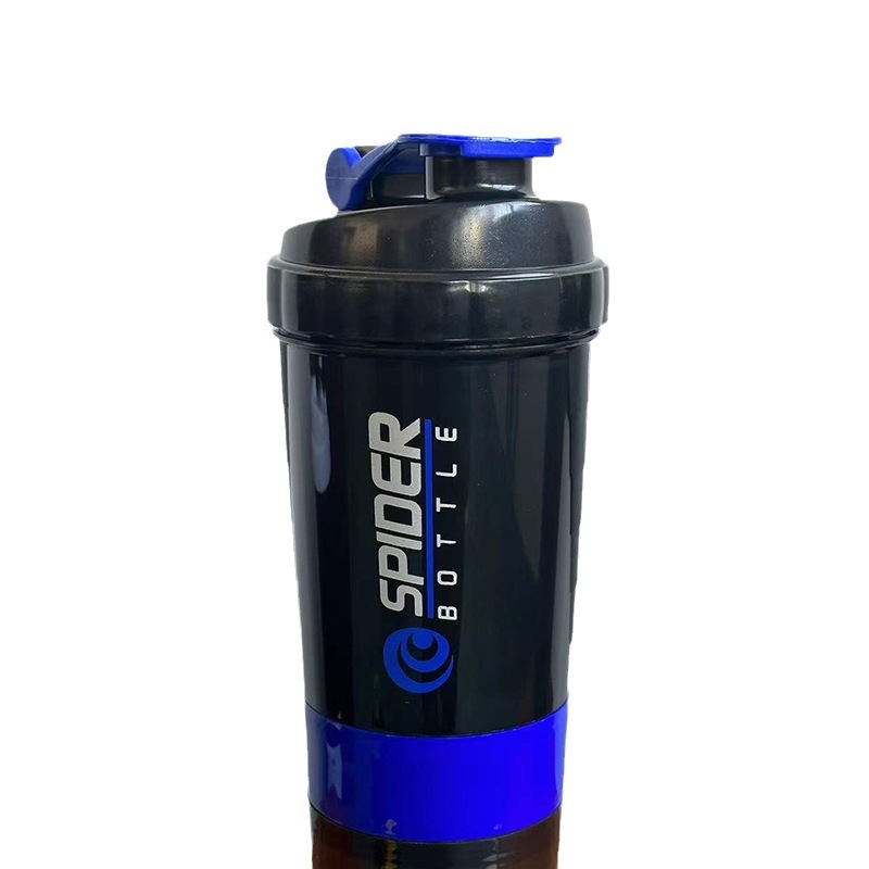 Shaker cu trei straturi pentru pudră proteică – recipient din plastic, rezistent la căldură, cu capac de amestecare
